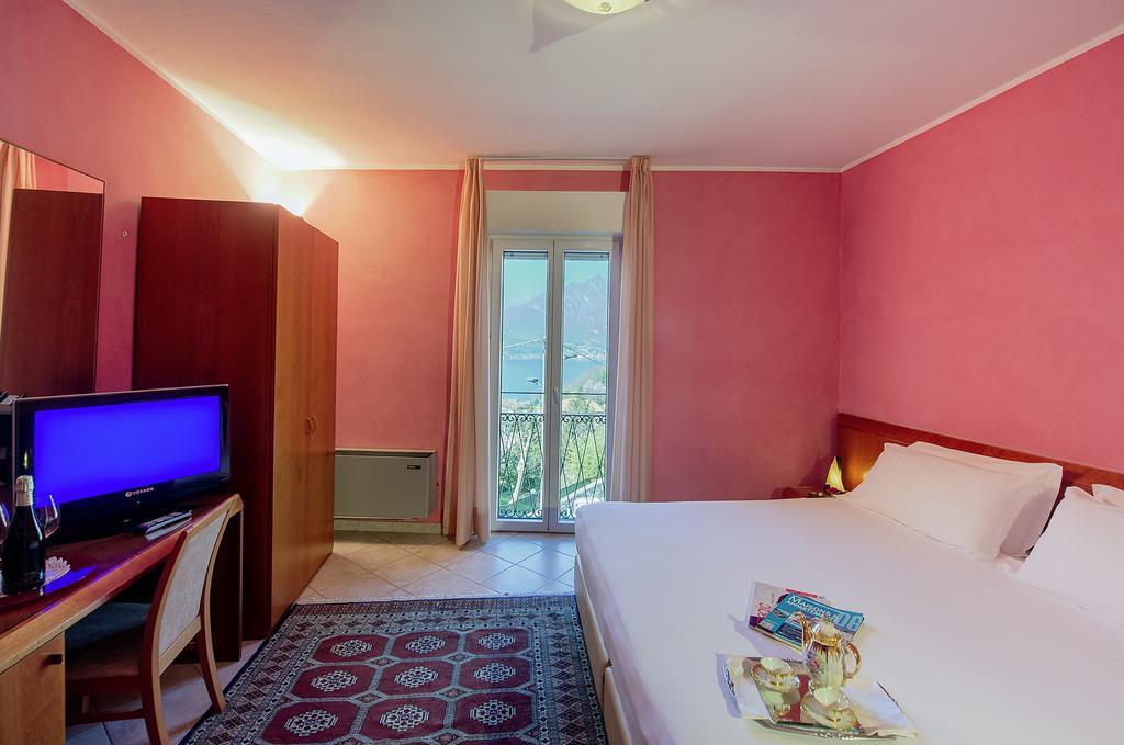 Hotel San Gerolamo Vercurago Екстериор снимка