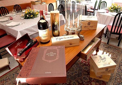 Hotel San Gerolamo Vercurago Екстериор снимка